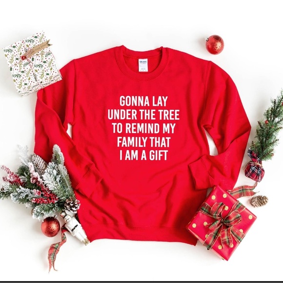 EUC Holiday I’m a Gift Sweatshirt Medium - Picture 1 of 4